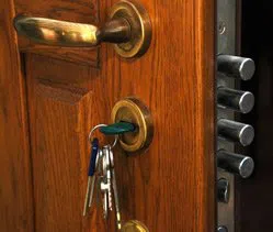 Town Center Locksmith Shop Weehawken, NJ 201-367-1918 - 6-Lock-Change